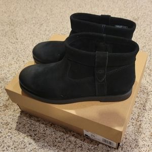 UGG Women Josefene Cuff Boots